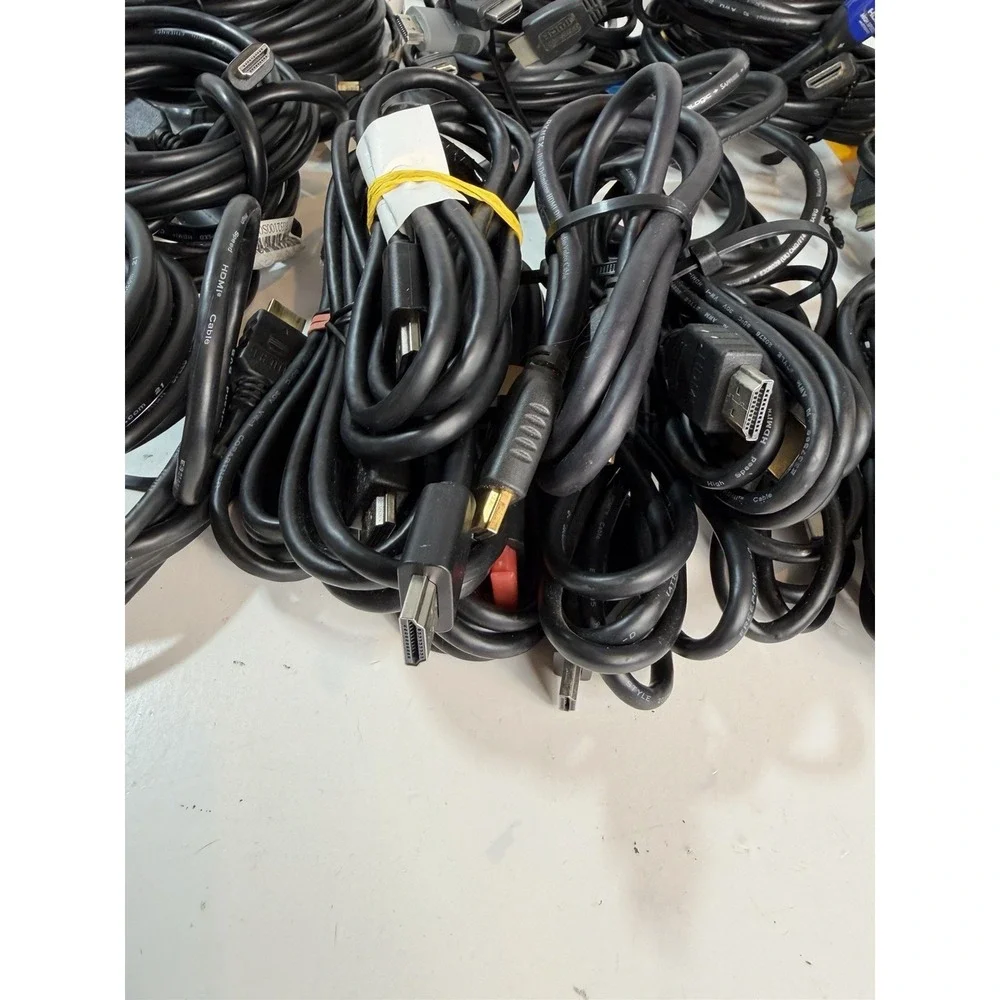 Lot of 35 Assorted HDMI Cables, Various Lengths and colors (Black, Gray, White)